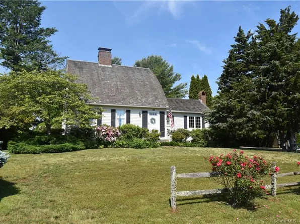 64 Quanaduck Road, Stonington, CT 06378