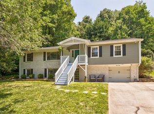 1205 Fenimore St, Winston Salem, NC 27103