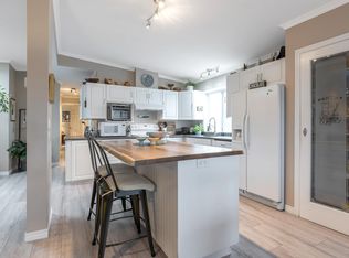 1640 162nd St #9, Surrey, BC