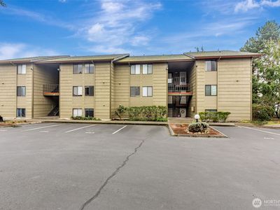 270 SE Barrington Drive #C104, Oak Harbor, WA, 98277