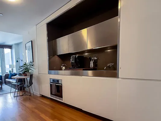 Rented by Oxford Property Group | media 8