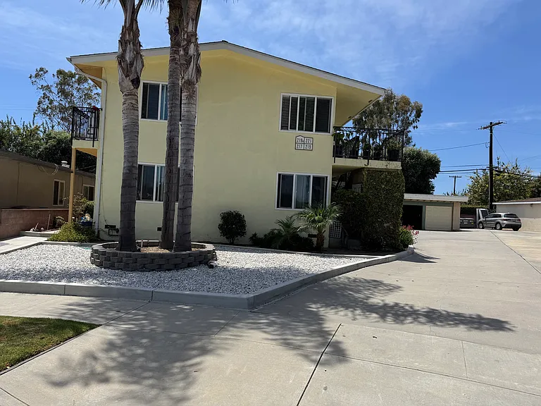221 Wesley Ave #221 — Photo 9