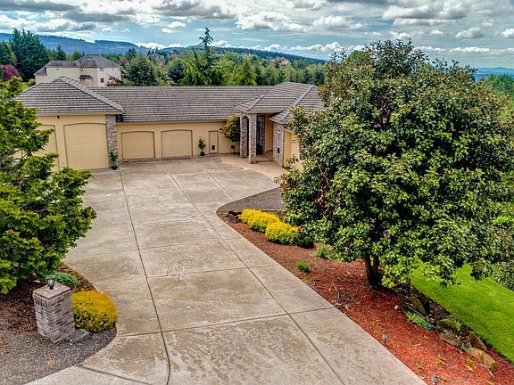 2nd image of 24401 NE 132nd Cir