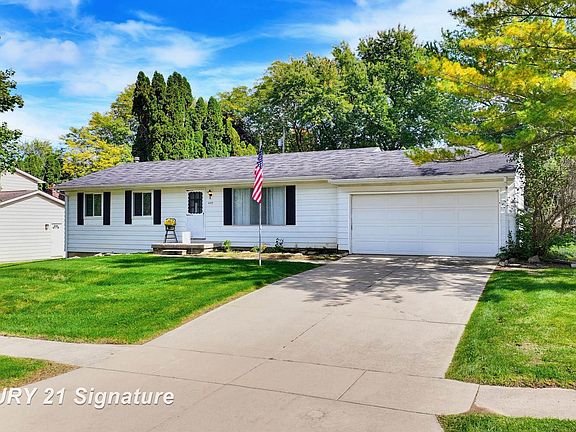3rd image of 429 Holland Rd