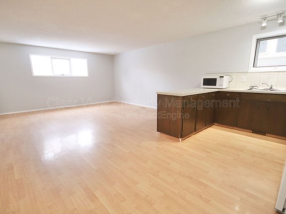 5th image of 1224 5a Ave S