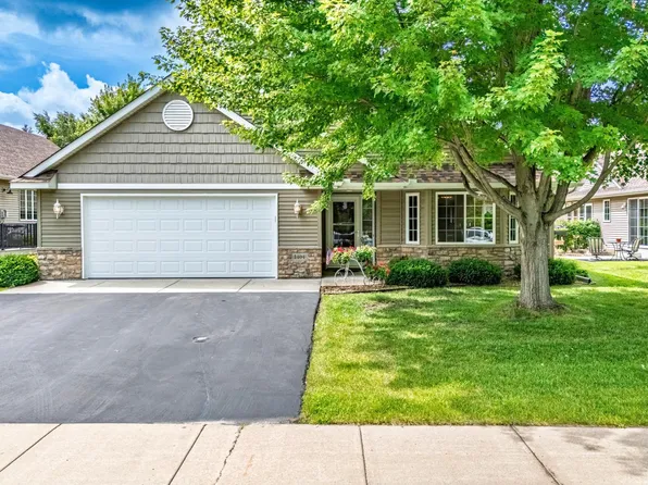 1404 3rd St SE, New Prague, MN 56071