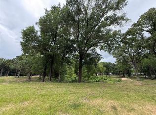 200 N Livingston St, Edgewood, TX 75117