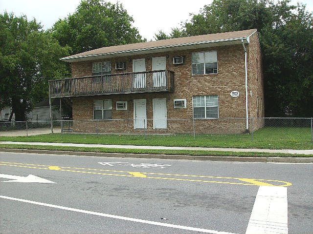 1st image of 2700 Colonial Ave APT A
