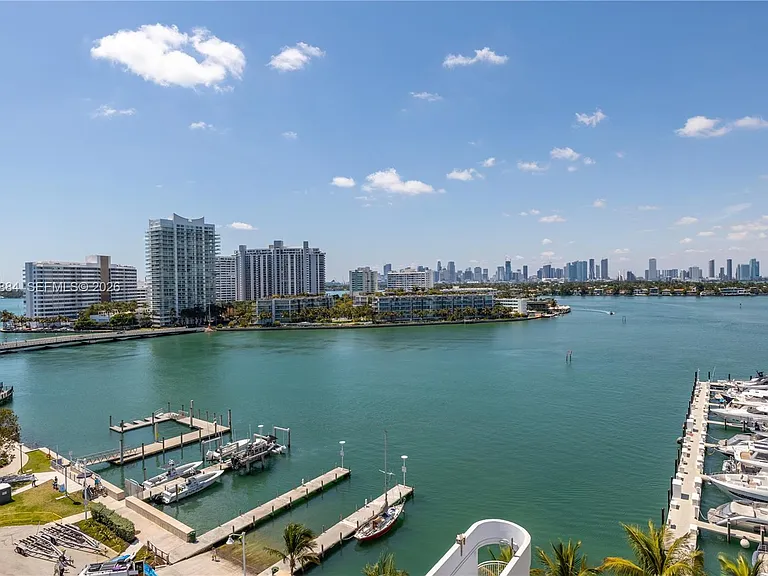1800 Sunset Harbour Dr #1102/4 — Photo 24