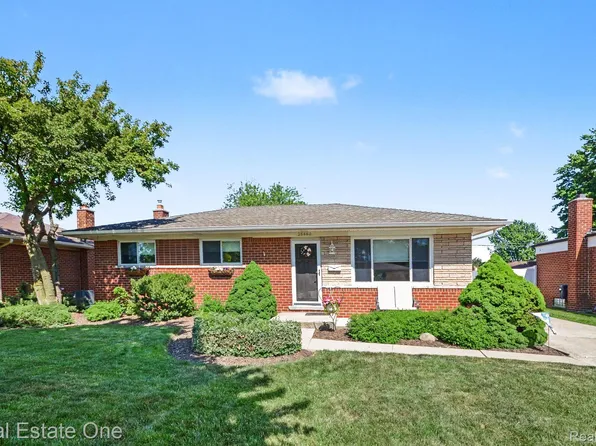 28460 Bradner Dr, Warren, MI 48088