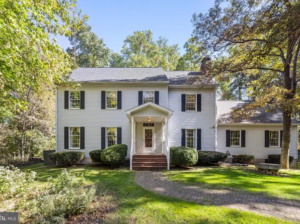 6880 Arden Nollville Rd, Martinsburg, WV 25403