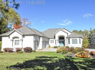 3367 E Cook Rd, Grand Blanc, MI 48439