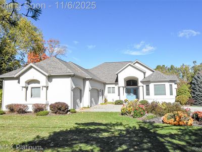 3367 E Cook Rd, Grand Blanc, MI, 48439