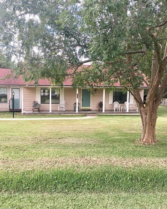1st image of 10474 Saint Marys Cir E