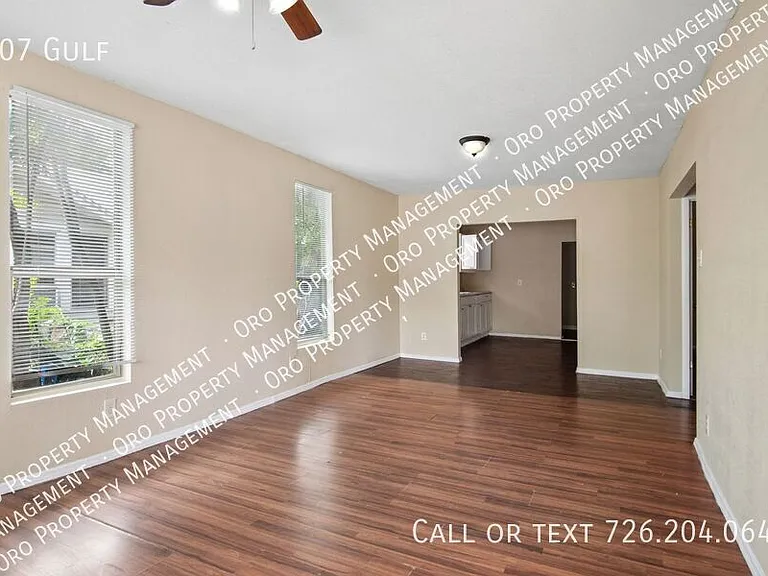607 Gulf — Photo 23