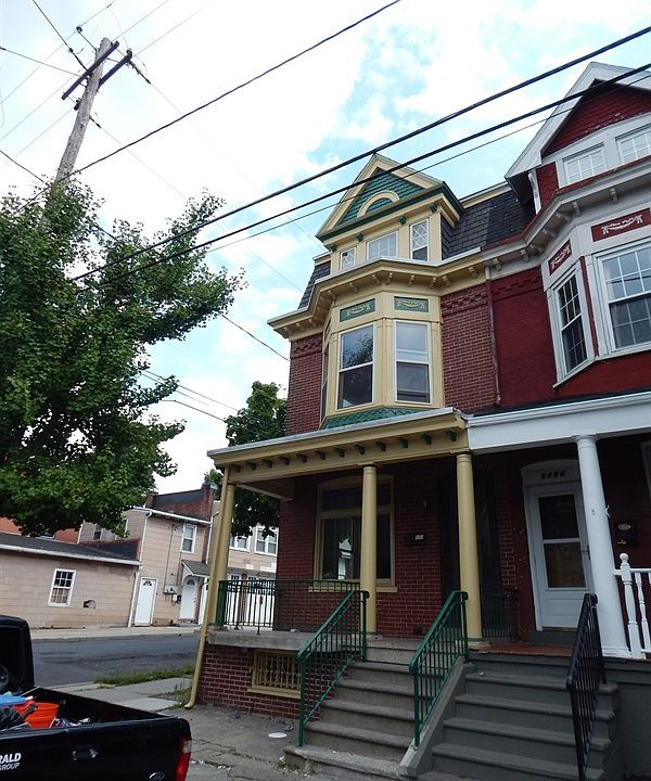 2nd image of 1102 W Liberty St