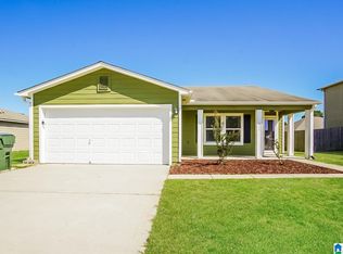 111 Firefly Ln, Owens Cross Roads, AL 35763