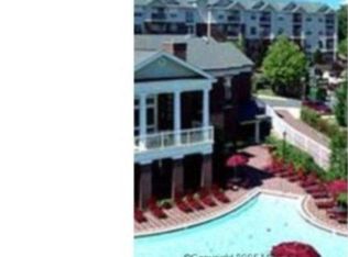 1581 Spring Gate Dr #5214, McLean, VA 22102