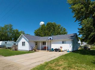 200 N Gilman Ave, Hershey, NE 69143