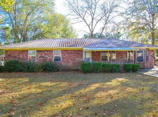 3003 Nottingham Way, Dothan, AL 36305