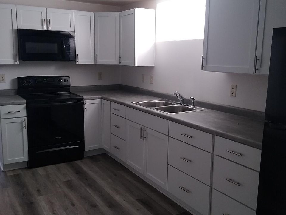 736 E La Salle Ave Barron WI Zillow