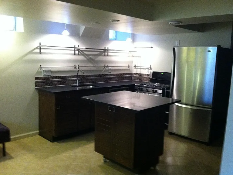 1537 Denniston St #G — Photo 21