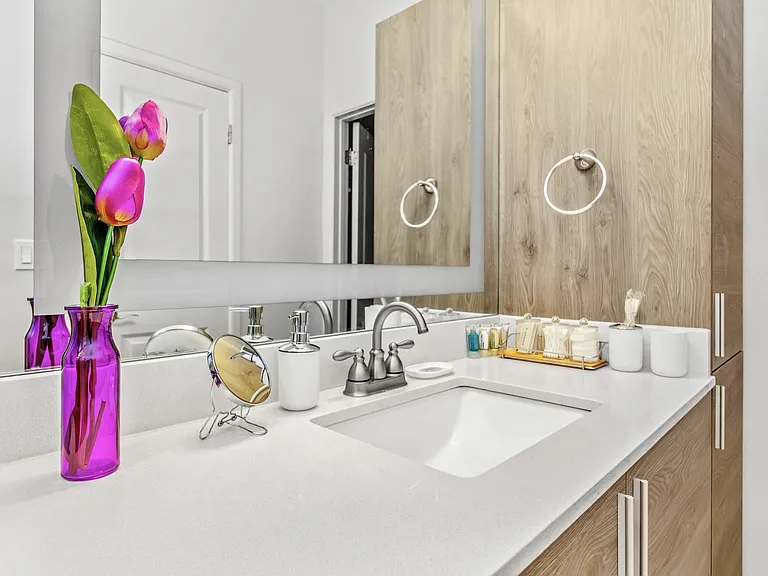 5708 Nightingale Ave #2 — Photo 12