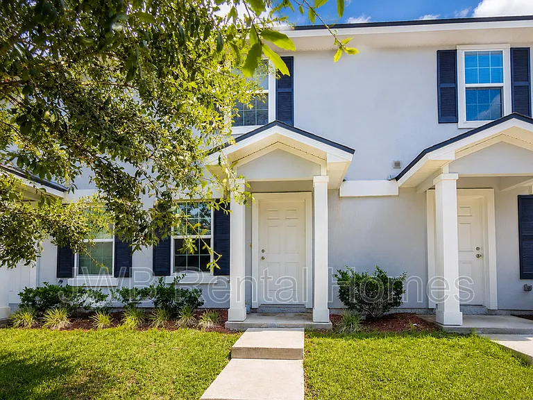 8474 McGirts Village Ln — Photo 1