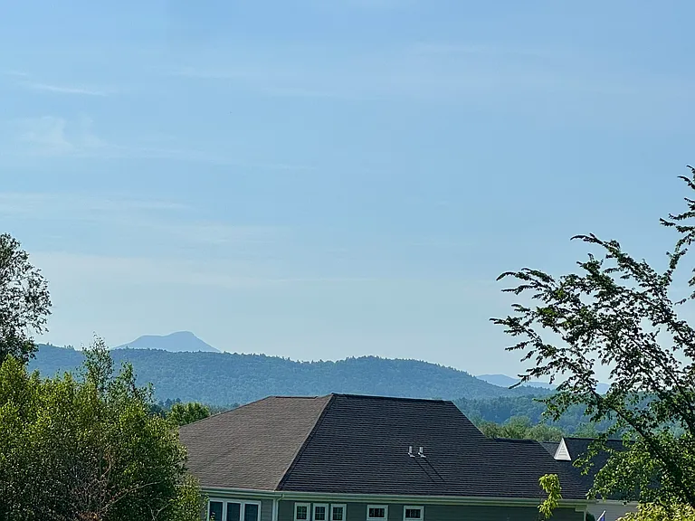 149 Eden Ln — Photo 2