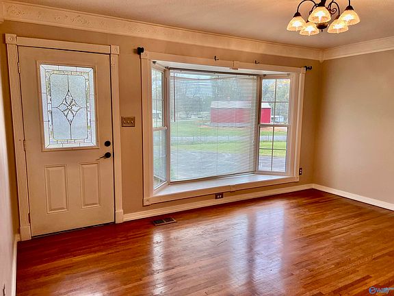 3rd image of 4810 Day Rd SW