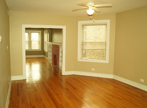 4th image of 2513 W Gunnison St