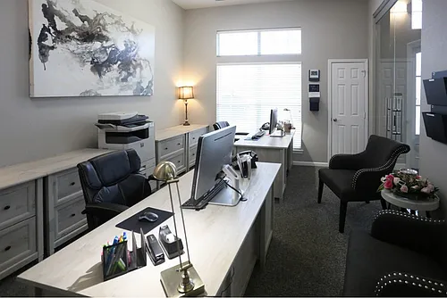 Turnberry Place Apartments Photo 1