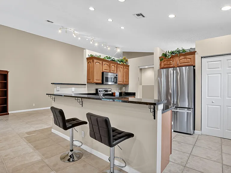 3511 NW 4th Ave — Photo 12