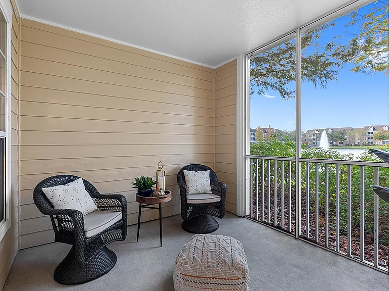 10420 McKinley Dr — Photo 49