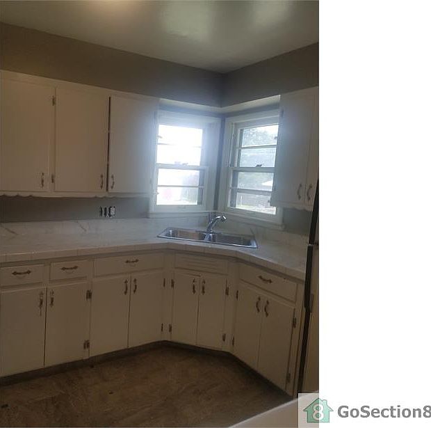 2nd image of 2634 SW 60th St