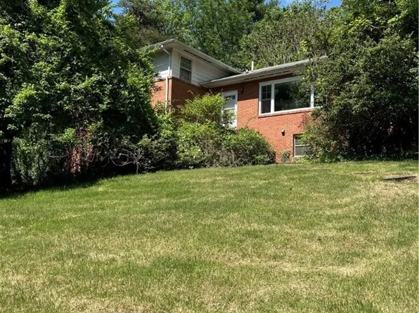 101 Viewmont Ct, Charlottesville, VA 22911