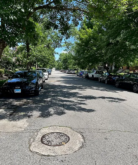 Looking east on Wyoming, quiet street.
