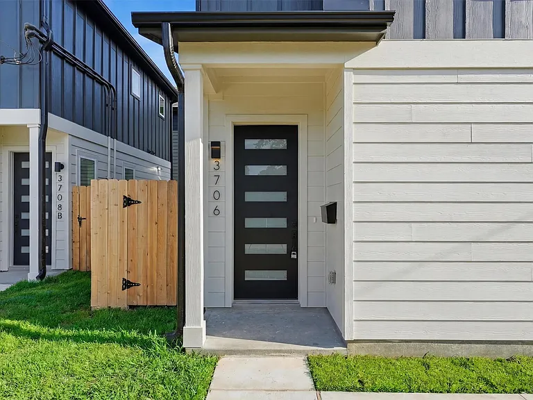 3706 Glenrose St — Photo 4