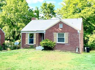 1156 Ridgeway Dr, Clarksville, TN 37040