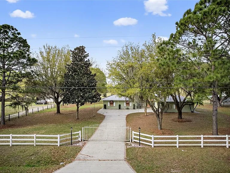 2065 Oak Beach Blvd — Photo 36