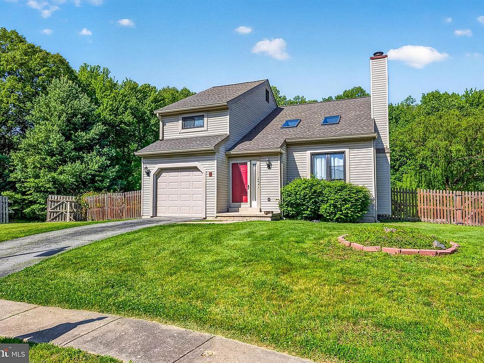 1st image of 5 Cavallero Ct