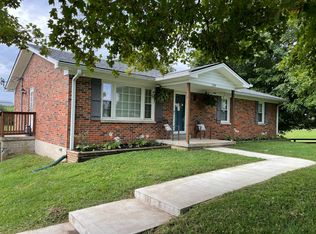 128 McCouns Ferry Rd, Salvisa, KY 40372