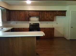 822 Poinsettia Dr #1, Lancaster, TX 75146