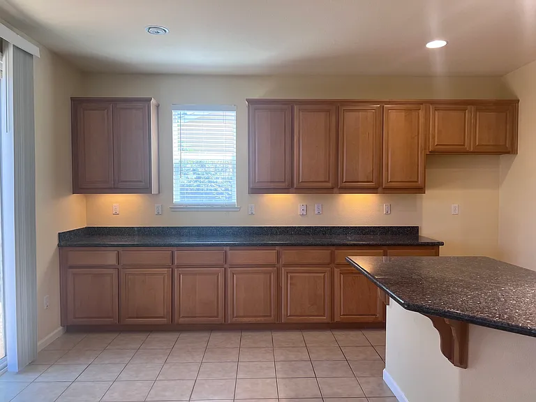 771 Cathedral Way — Photo 15