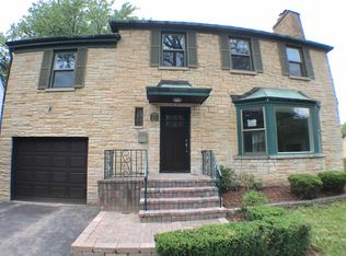 382 Elm St, Glen Ellyn, IL