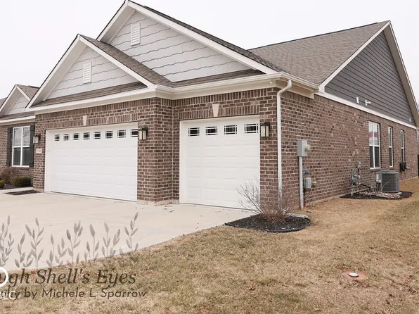 7349 Doyal Dr, Whitestown, IN 46075