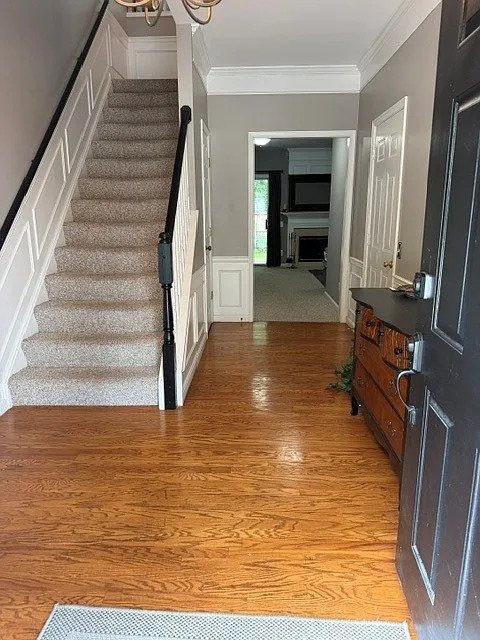 3 bed, 2110 sqft, $3,400 — Photo 2