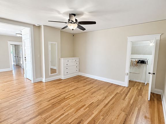 4th image of 909 W Fort St APT 5