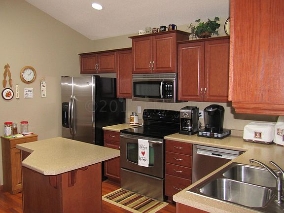 4th image of 1748 Cypress Way