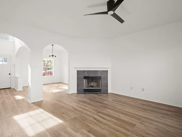 13220 Constellation Dr — Photo 11